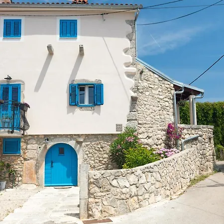 Tamburika Colorful In Rustica Area Appartement