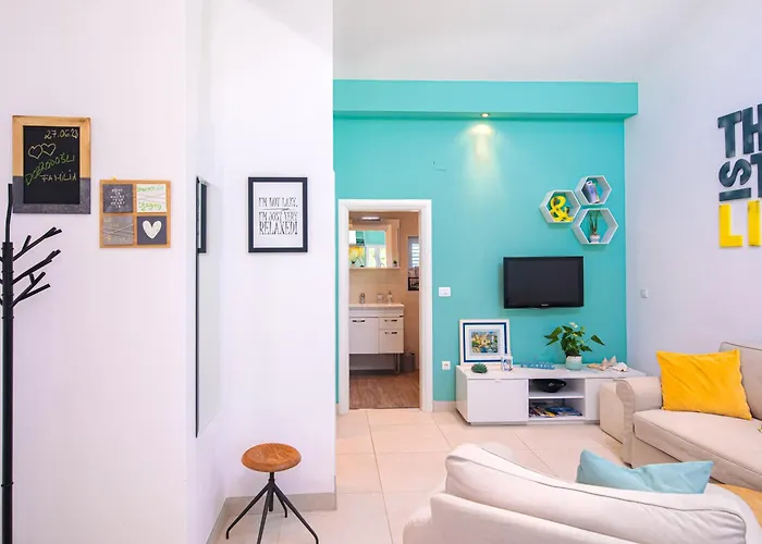 Apartman Tamburika Colorful In Rustica Area